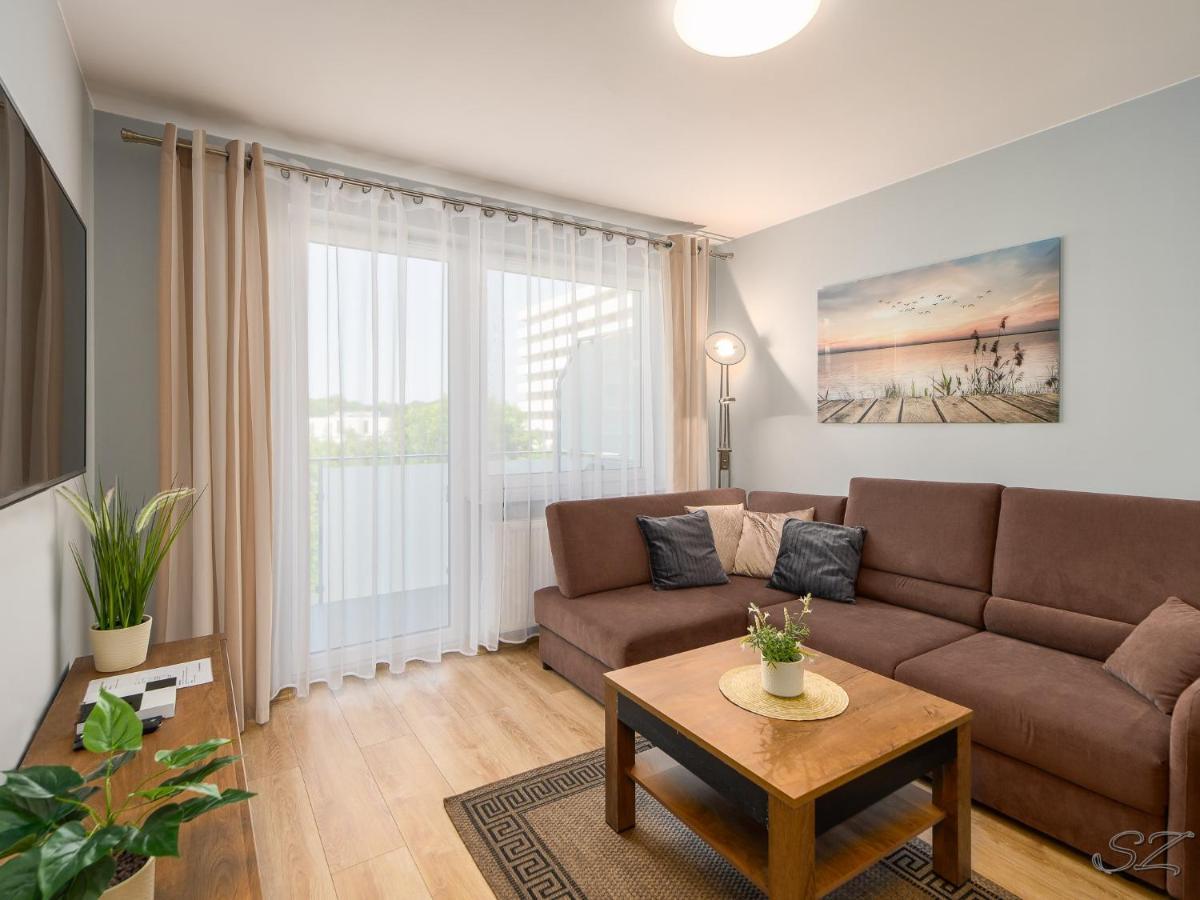Appartamento Blizej Morza 102 Z Prywatnym Garazem I Rowerami W Cenie Kołobrzeg Esterno foto